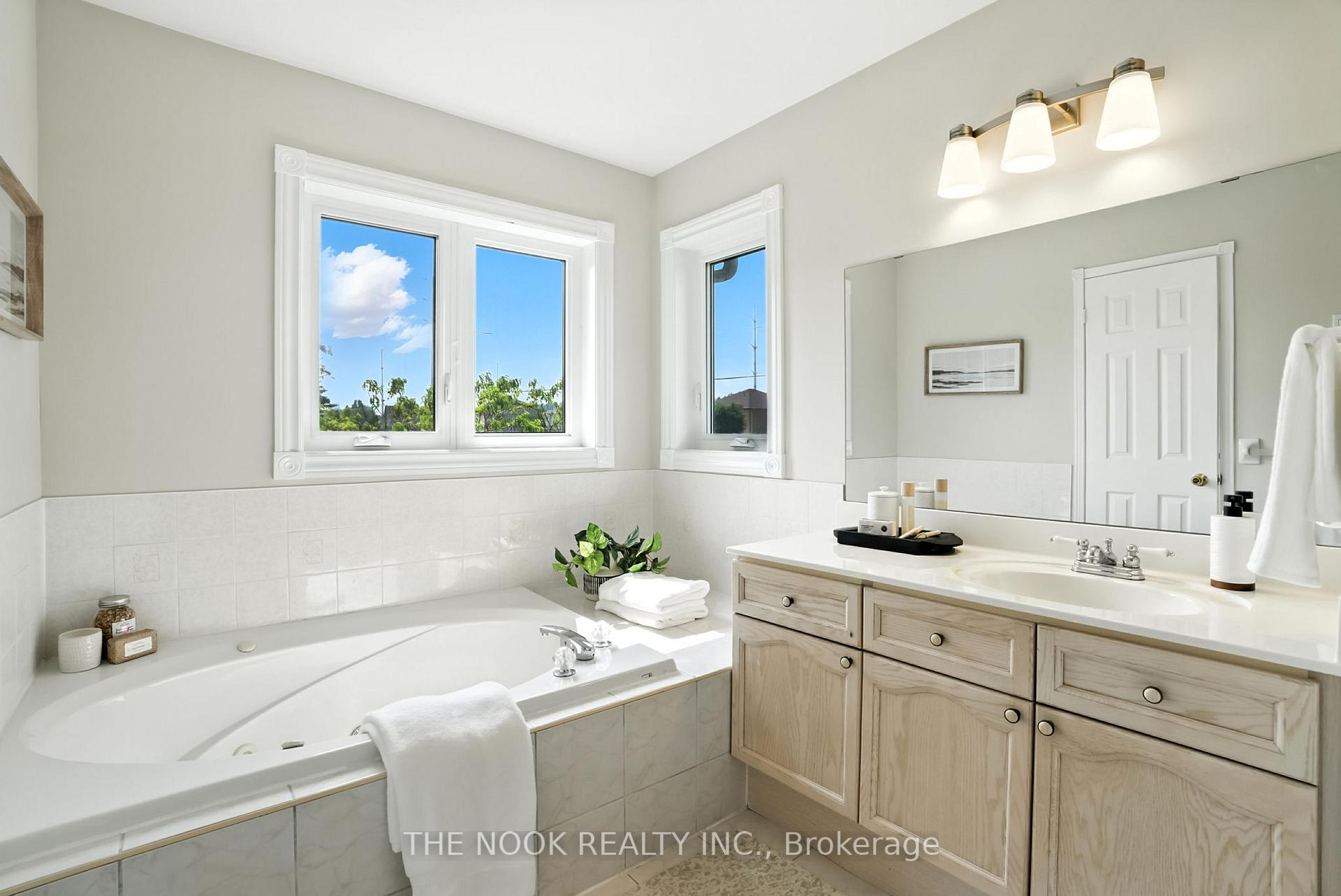Photo 28 of 1544 Napanee Road, Pickering, Amberlea — HOMEH