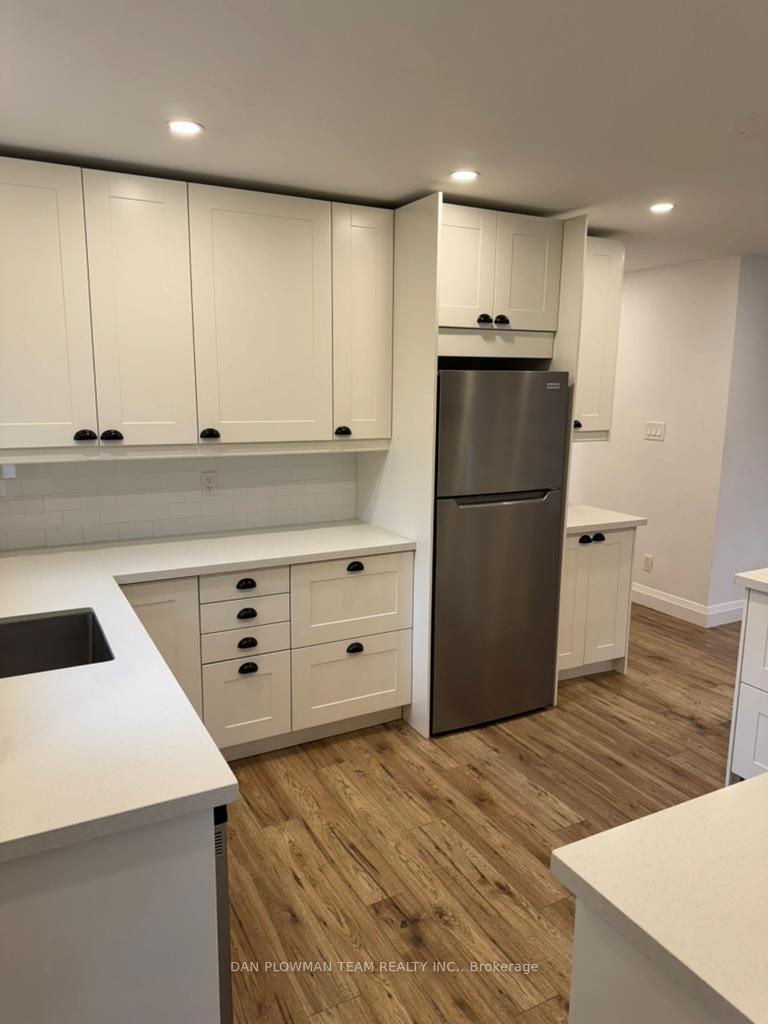 Photo 6 of 744 Hillcrest Road, Pickering, West Shore — HOMEH