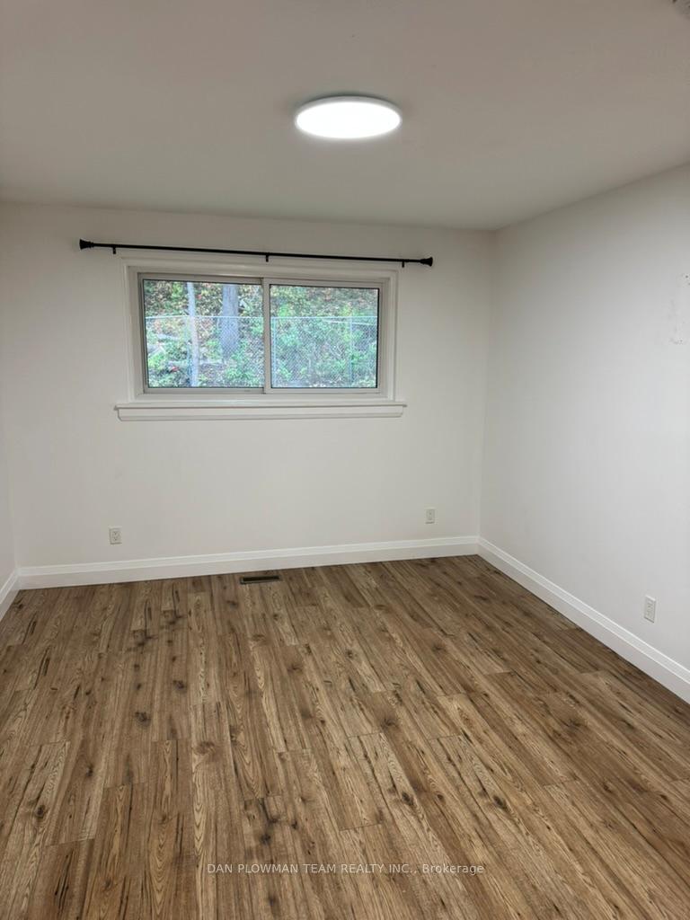 Photo 13 of 744 Hillcrest Road, Pickering, West Shore — HOMEH