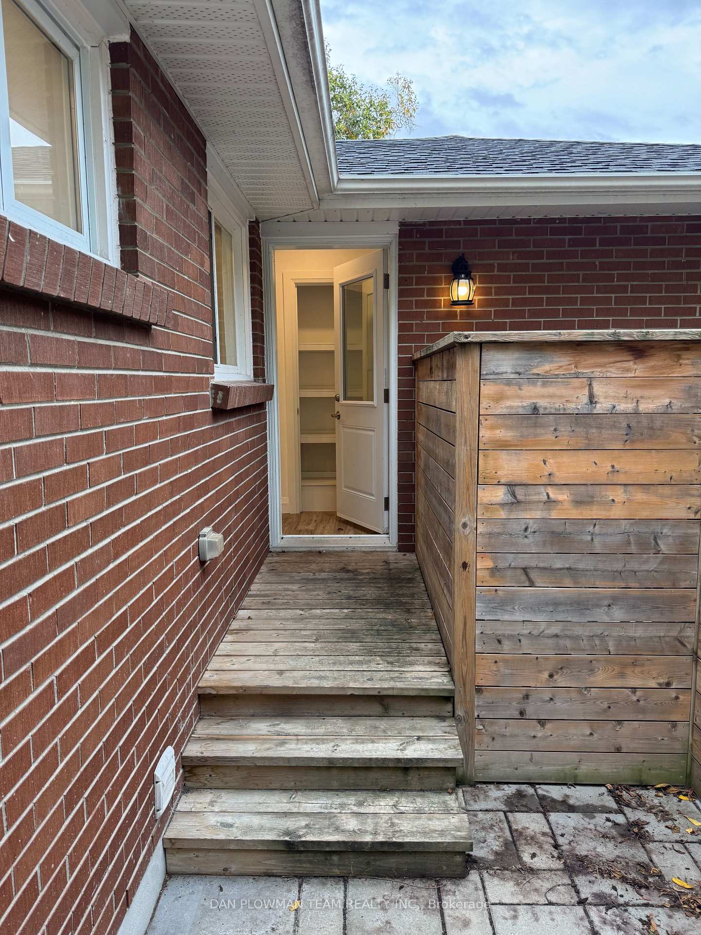 Photo 21 of 744 Hillcrest Road, Pickering, West Shore — HOMEH