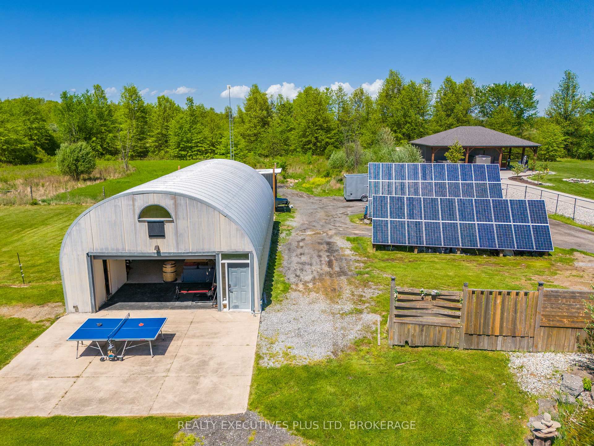 Photo 11 of 4531 Weaver Road, Niagara Falls, Lyons Creek — HOMEH
