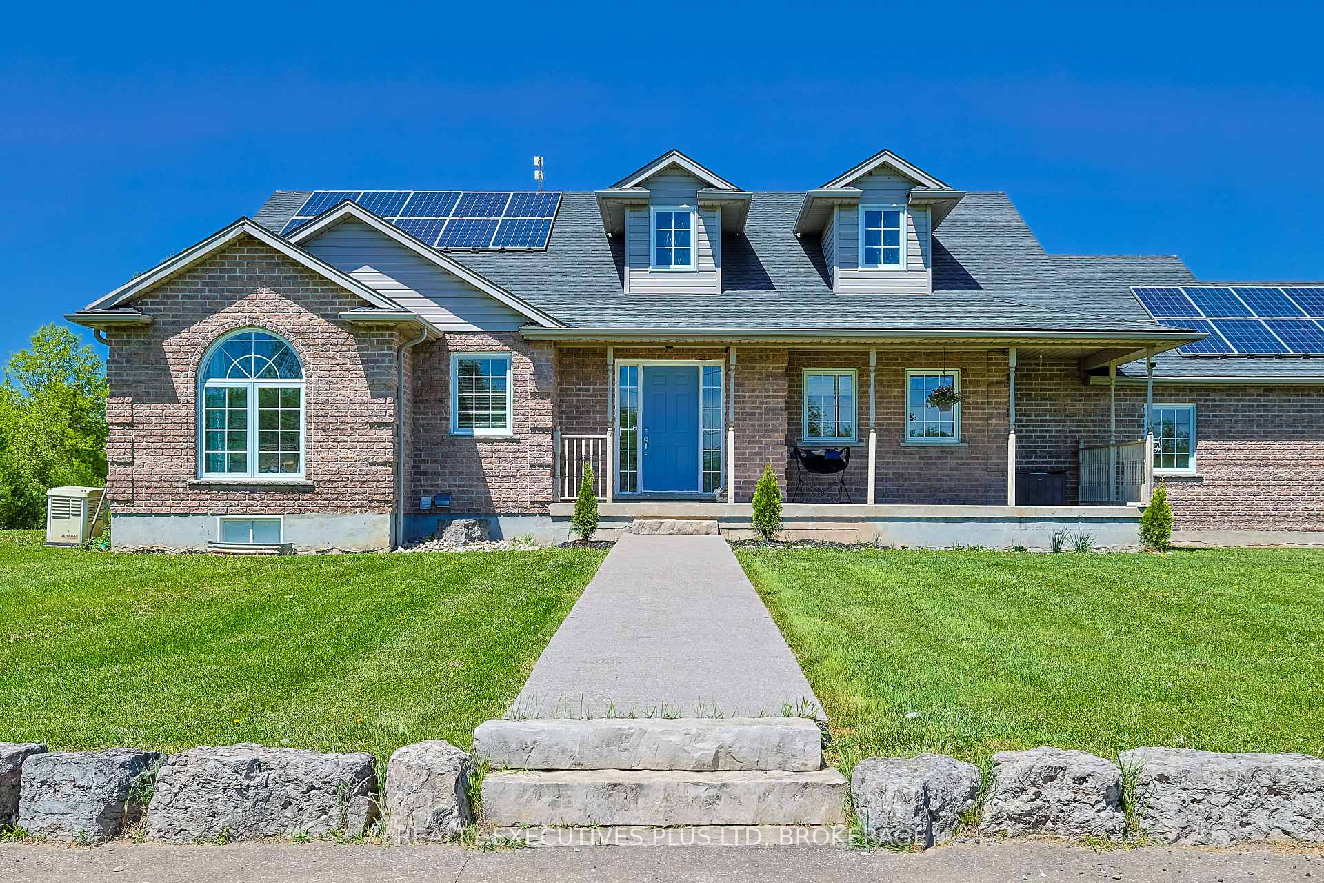 Photo 12 of 4531 Weaver Road, Niagara Falls, Lyons Creek — HOMEH