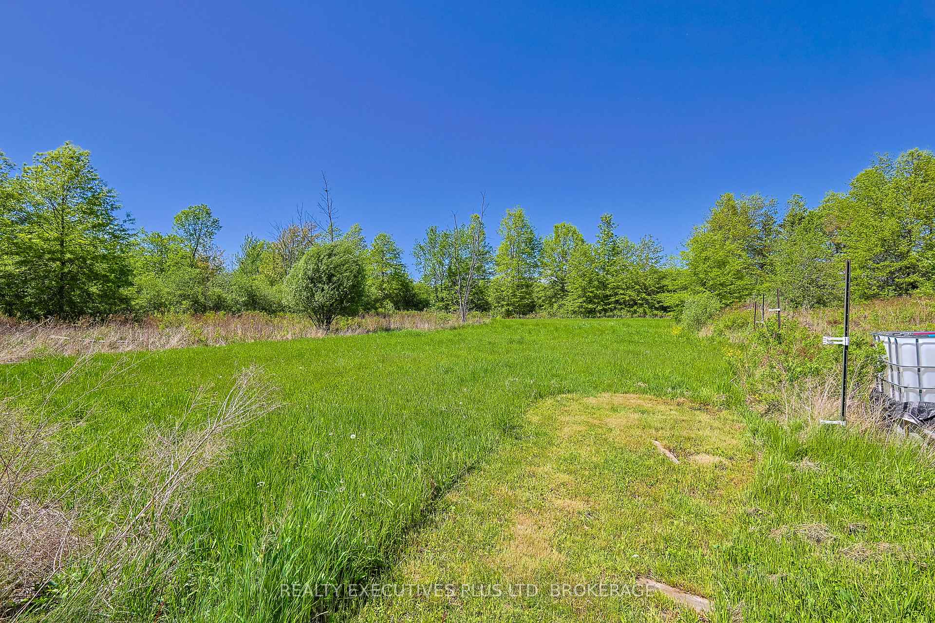 Photo 21 of 4531 Weaver Road, Niagara Falls, Lyons Creek — HOMEH