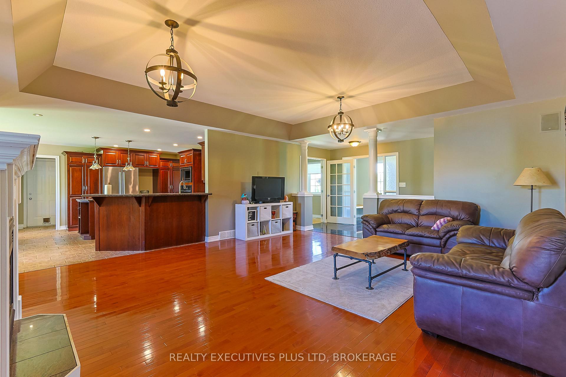 Photo 27 of 4531 Weaver Road, Niagara Falls, Lyons Creek — HOMEH