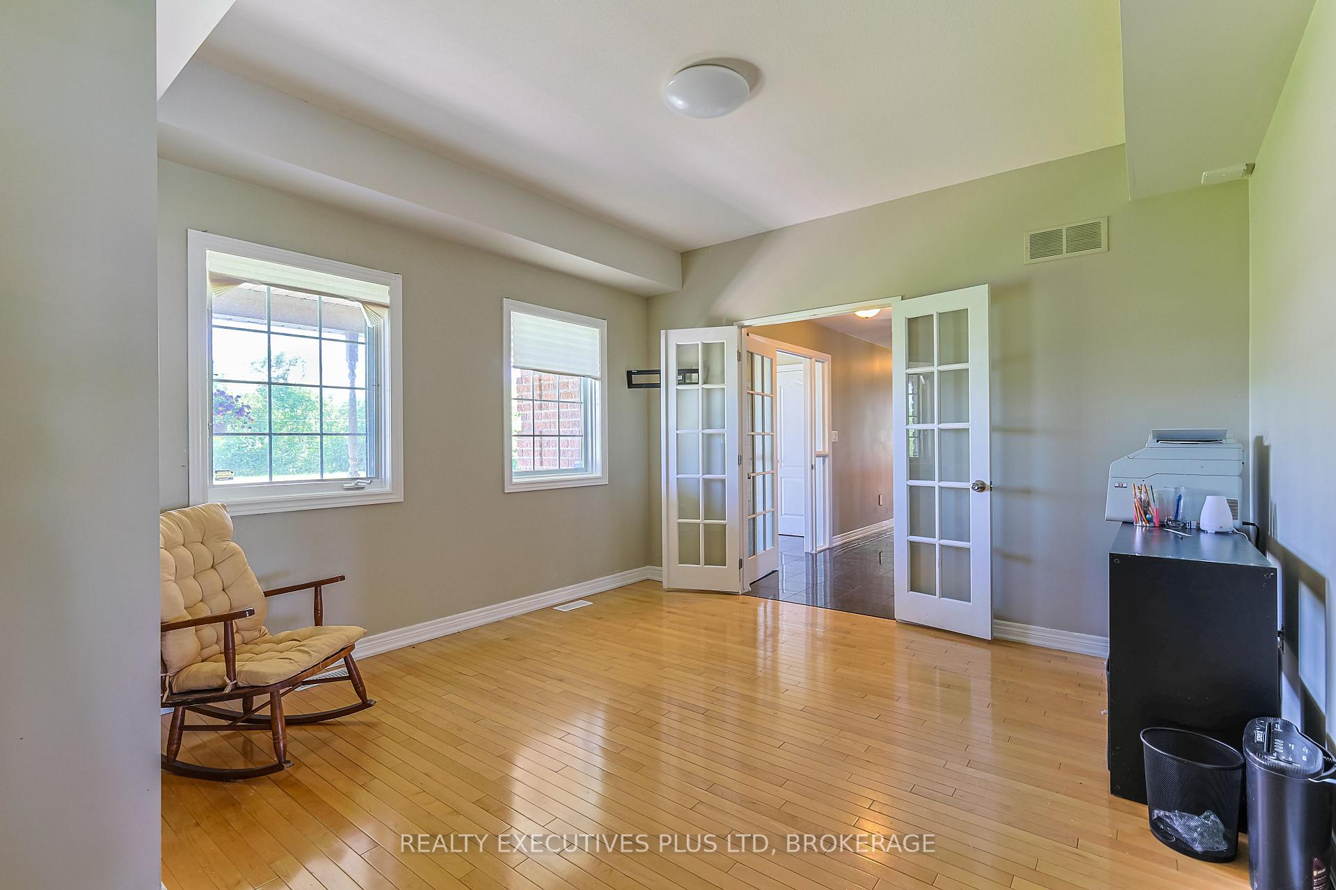 Photo 31 of 4531 Weaver Road, Niagara Falls, Lyons Creek — HOMEH