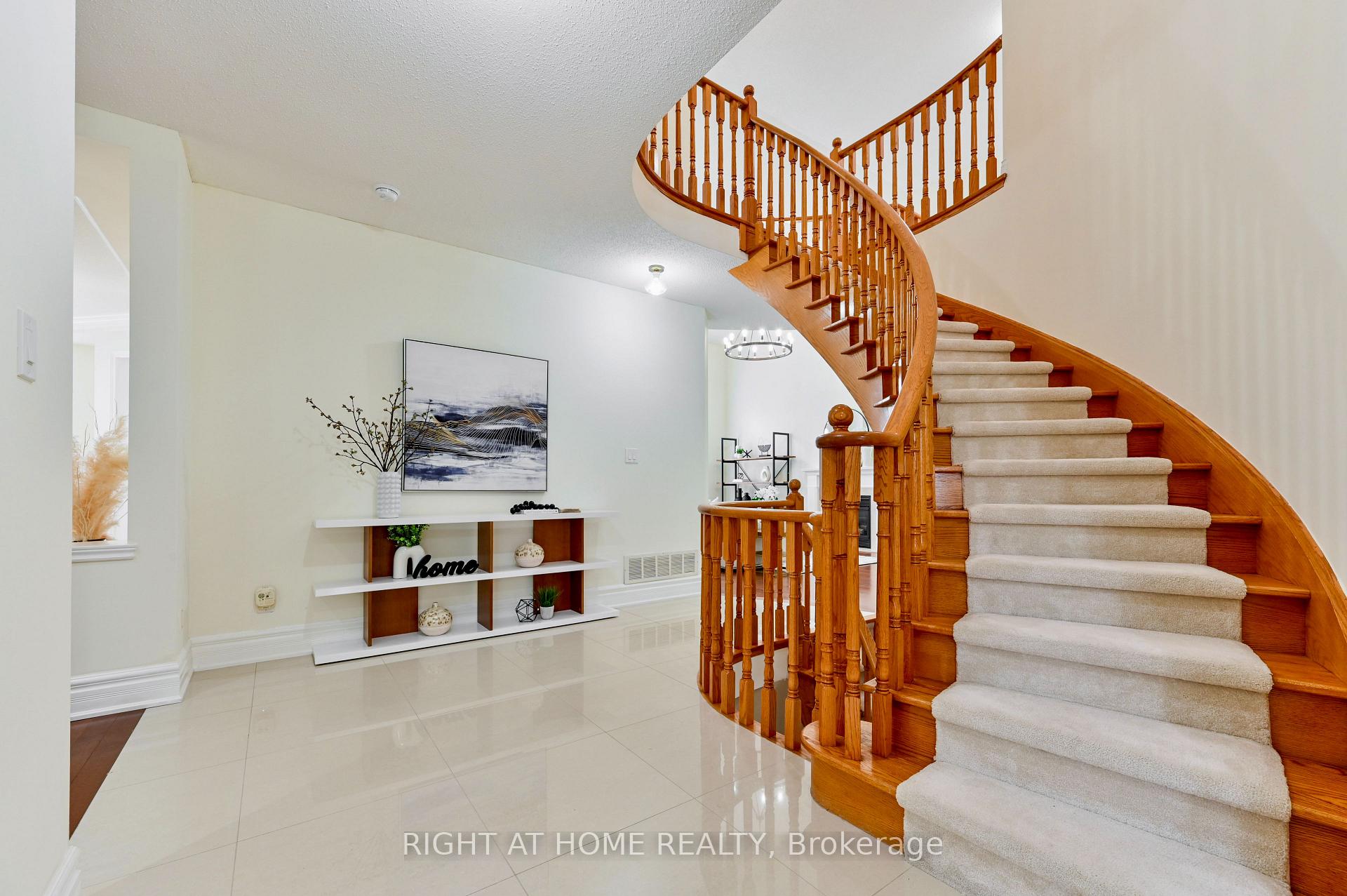 Photo 6 of 842 Primrose Court, Pickering, Liverpool — HOMEH