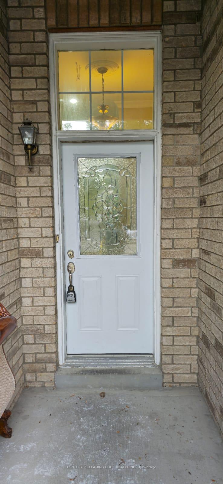 Photo 3 of 1875 Fairport Road, Pickering, Dunbarton — HOMEH