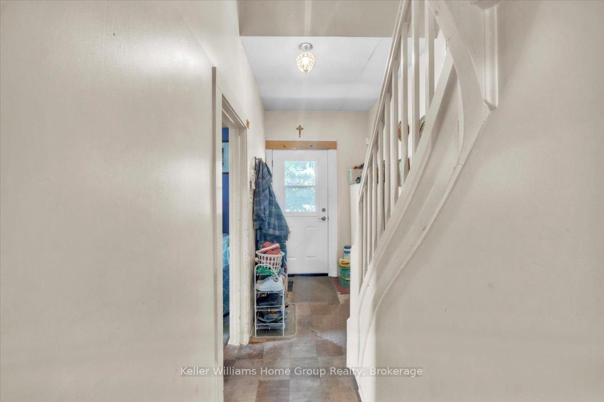 Photo 5 of 5437 Hamilton Street, Niagara Falls, Downtown — HOMEH