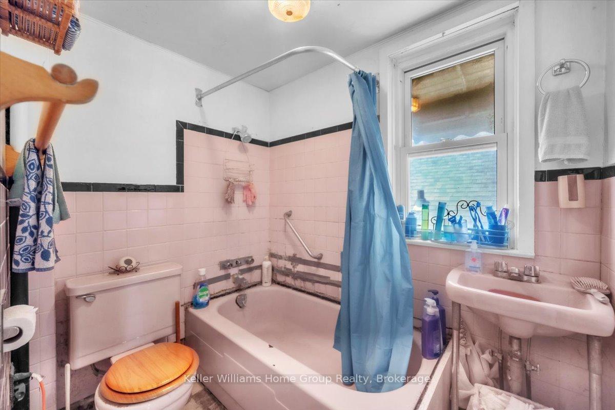 Photo 19 of 5437 Hamilton Street, Niagara Falls, Downtown — HOMEH