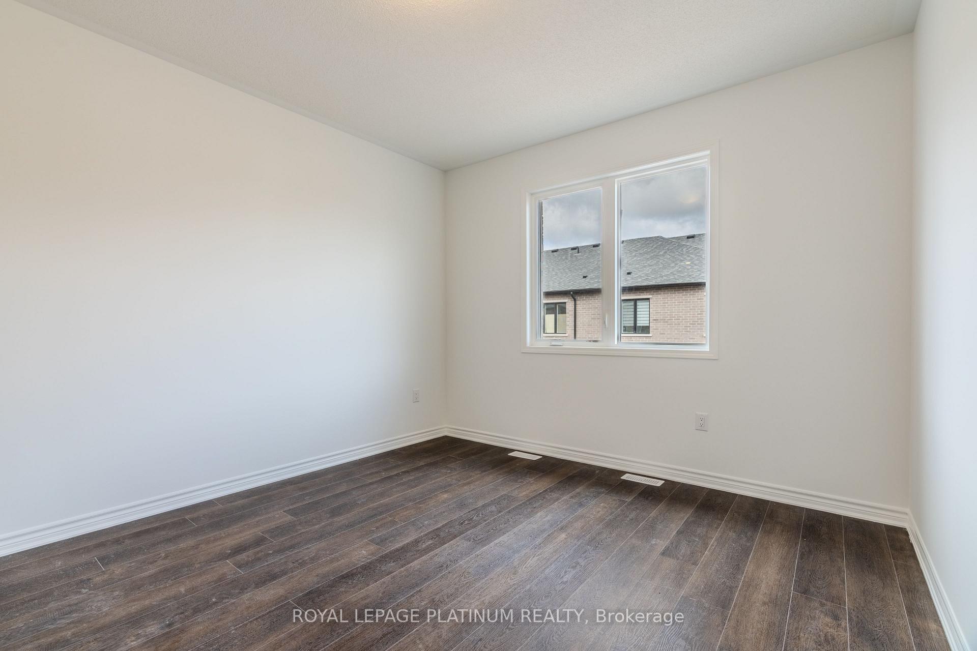 Photo 16 of 1362 Copley Court, Milton, Bowes — HOMEH