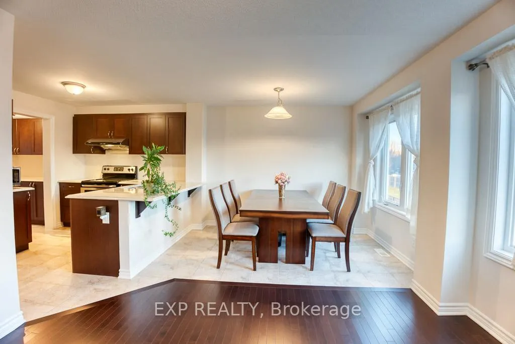 Photo 15 of 513 Coldwater Crescent, Ottawa, Kanata - Emerald Meadows/Trailwest — HOMEH