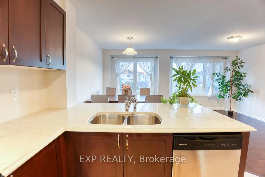 Photo 23 of 513 Coldwater Crescent, Ottawa, Kanata - Emerald Meadows/Trailwest — HOMEH
