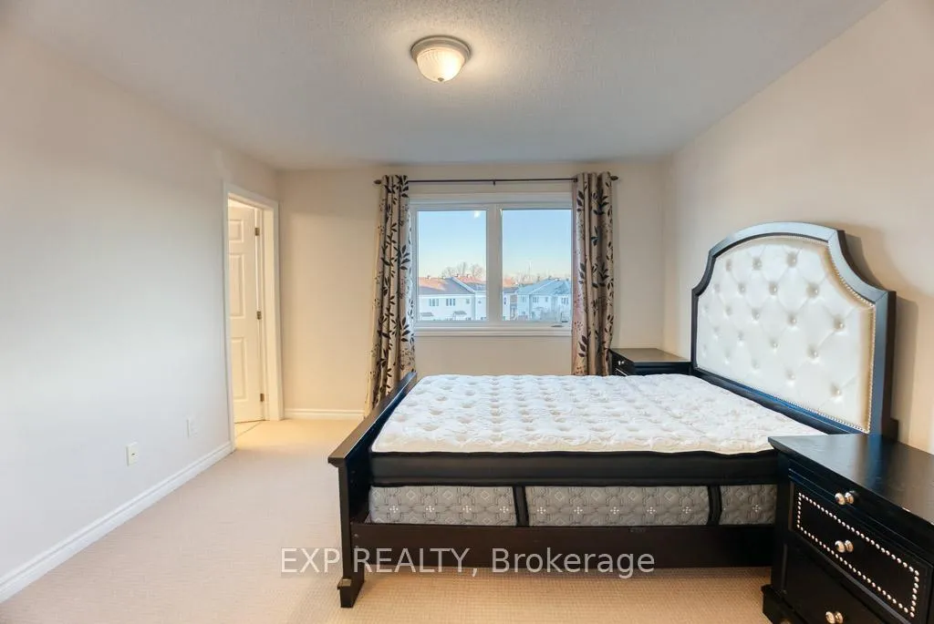 Photo 37 of 513 Coldwater Crescent, Ottawa, Kanata - Emerald Meadows/Trailwest — HOMEH