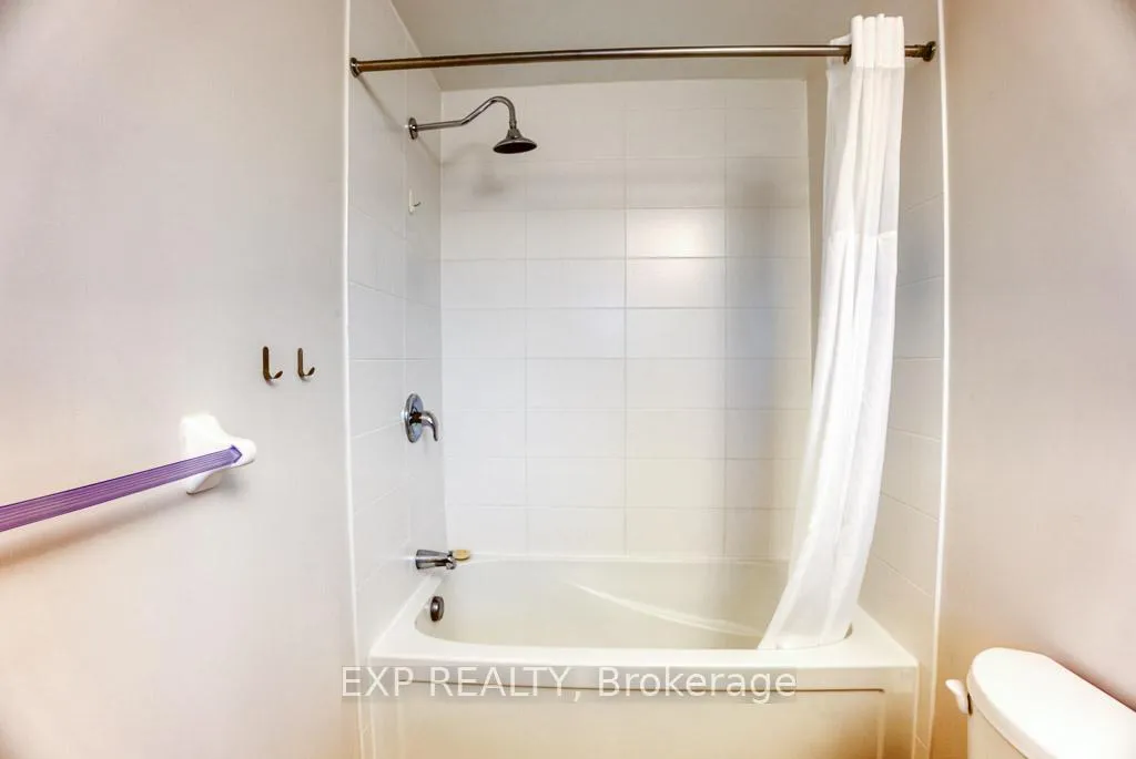 Photo 43 of 513 Coldwater Crescent, Ottawa, Kanata - Emerald Meadows/Trailwest — HOMEH