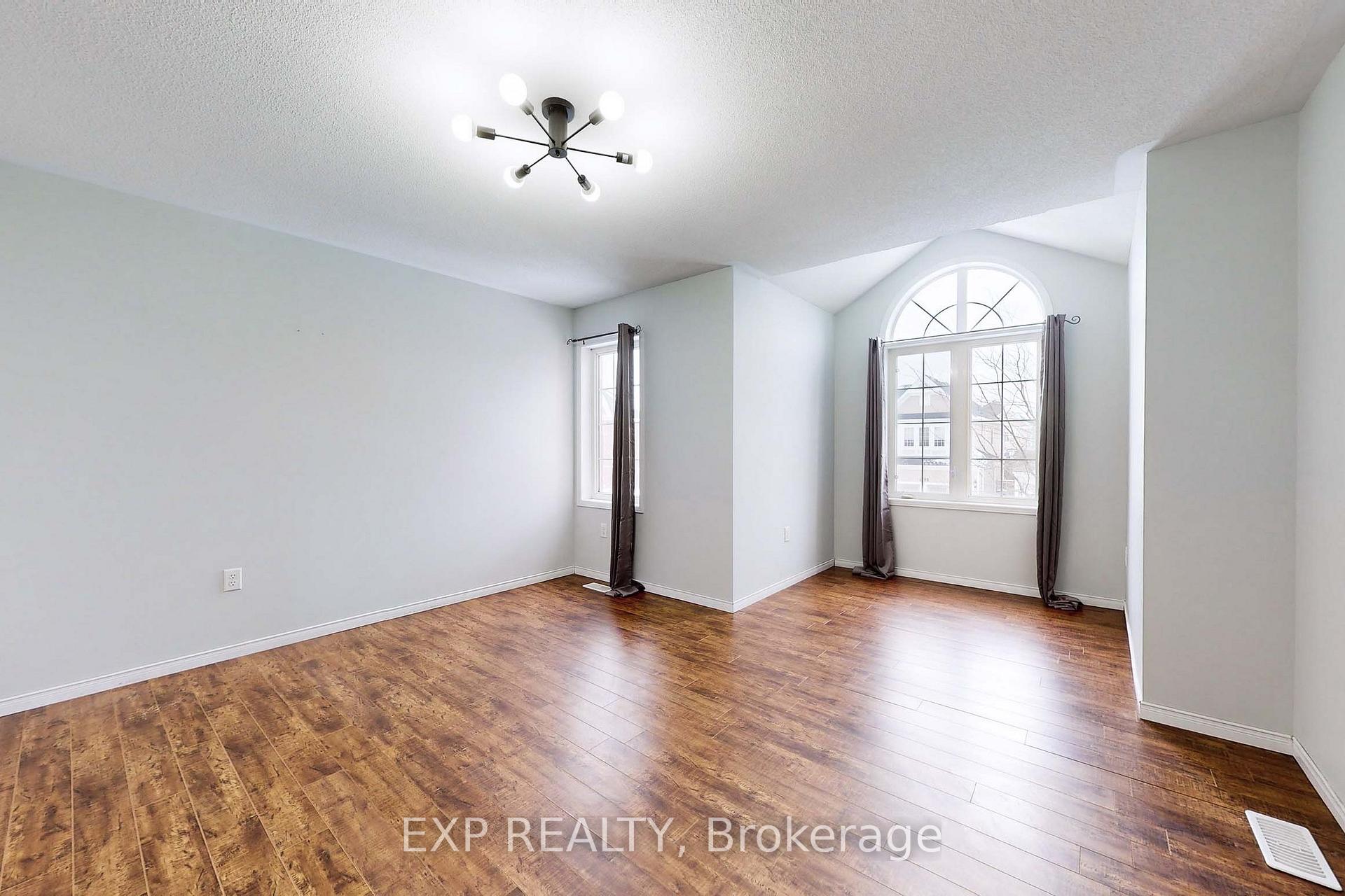 Photo 2 of 1790 Badgley Drive, Oshawa, Taunton — HOMEH