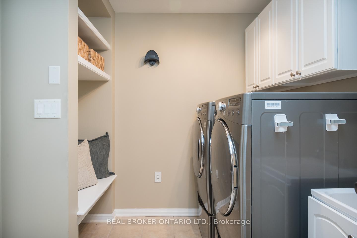 Photo 9 of 993 Kelman Court, Milton, Coates — HOMEH