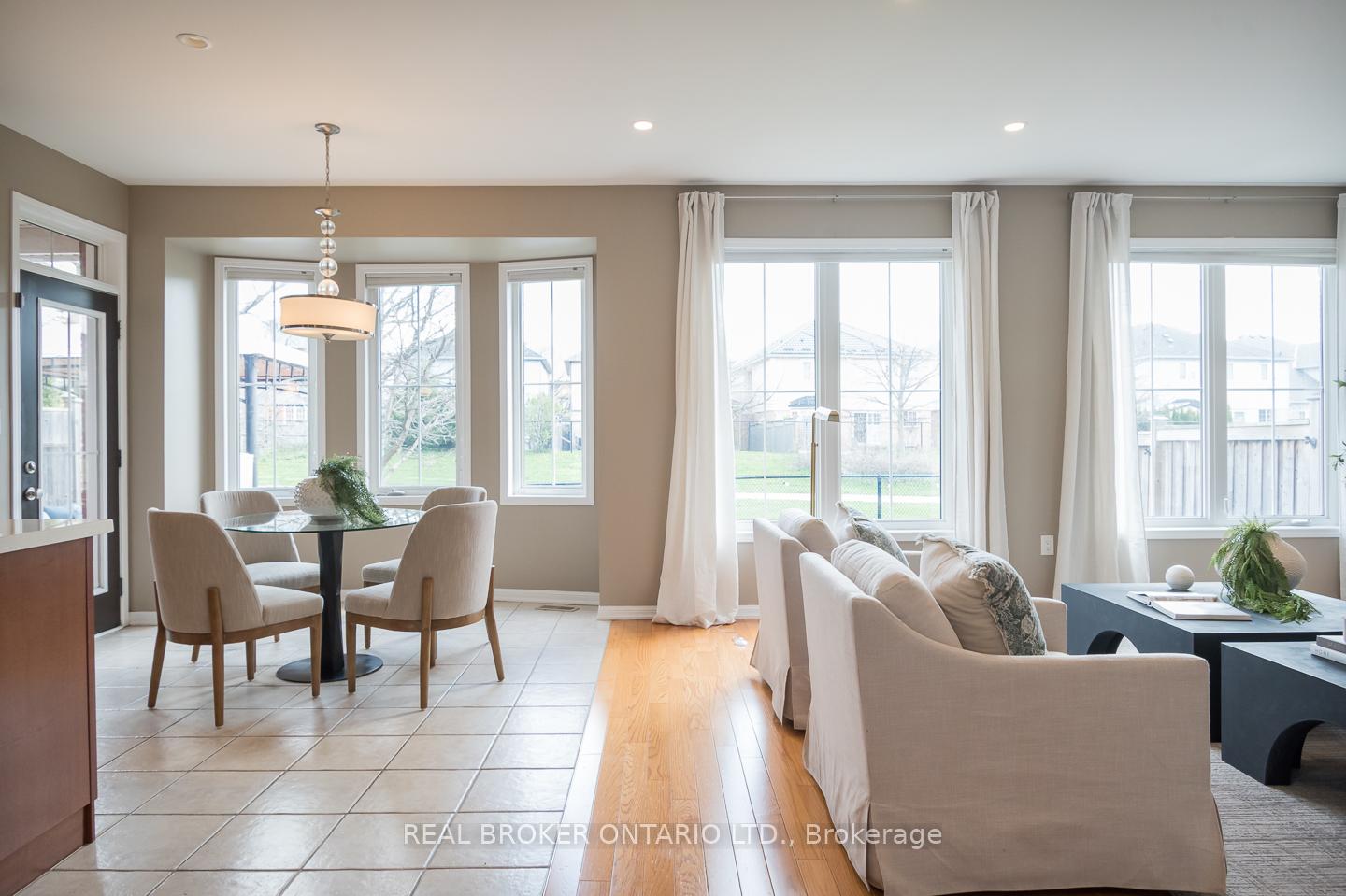 Photo 10 of 993 Kelman Court, Milton, Coates — HOMEH