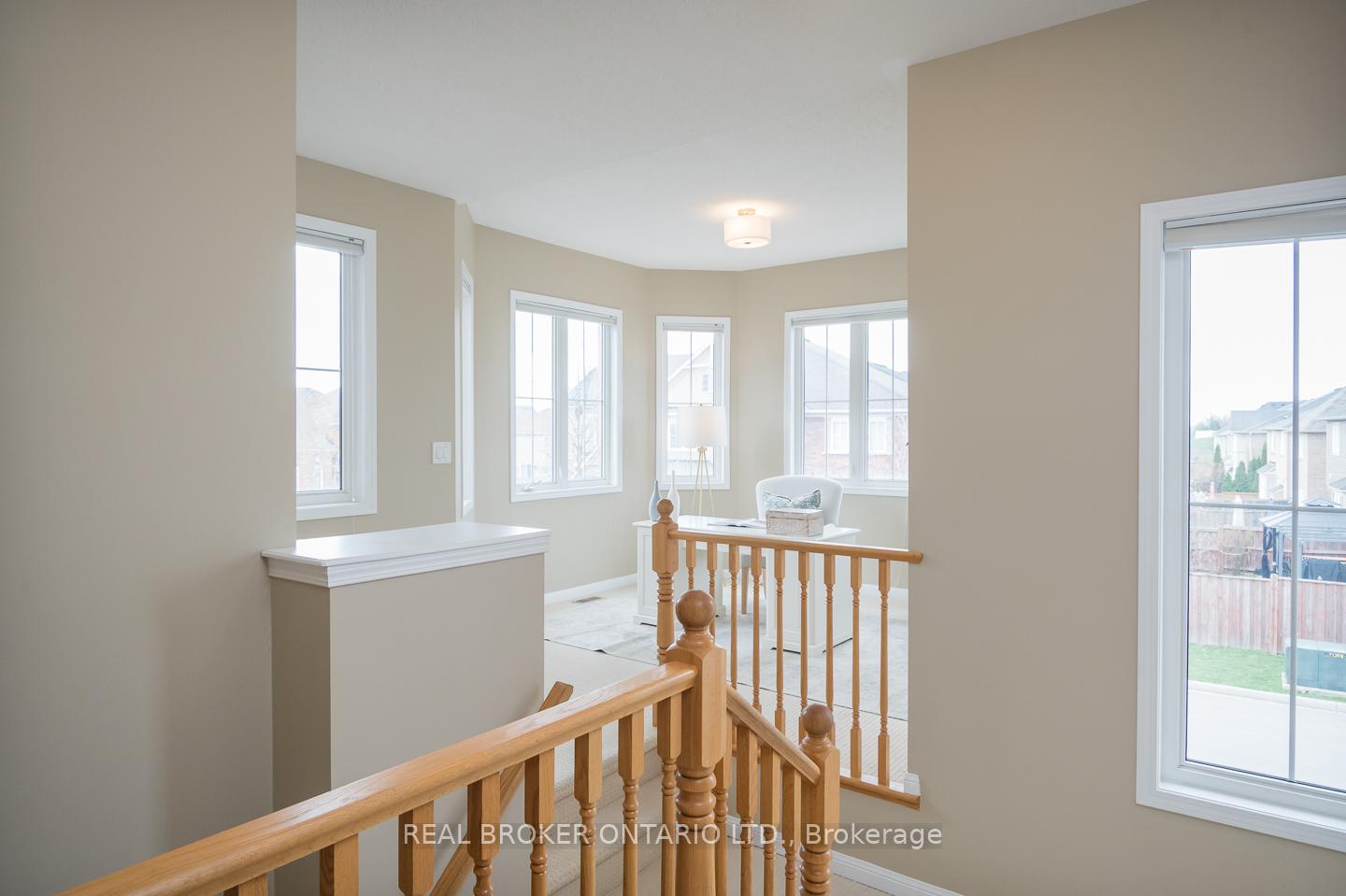 Photo 22 of 993 Kelman Court, Milton, Coates — HOMEH