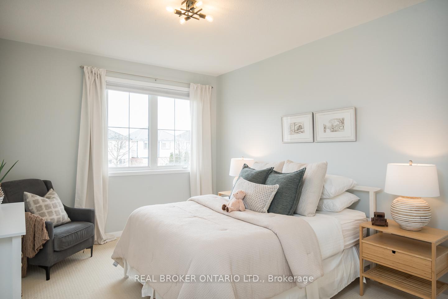 Photo 35 of 993 Kelman Court, Milton, Coates — HOMEH