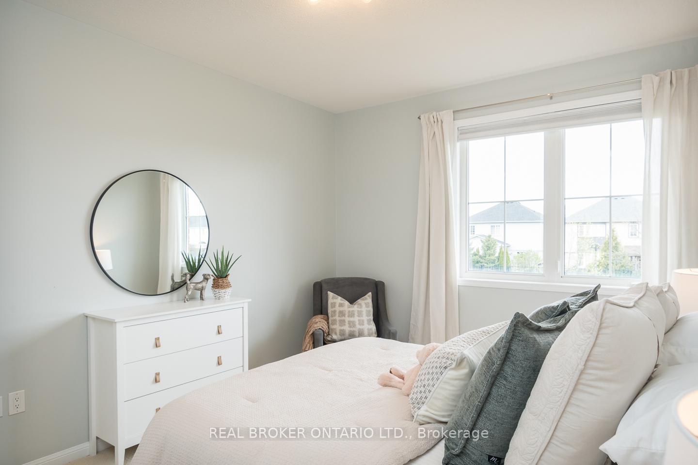 Photo 36 of 993 Kelman Court, Milton, Coates — HOMEH