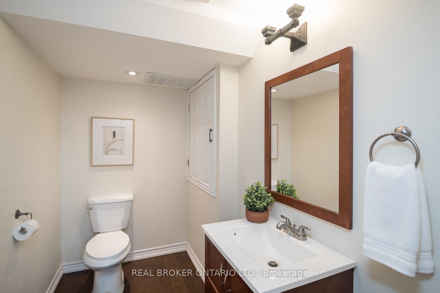 Photo 48 of 993 Kelman Court, Milton, Coates — HOMEH