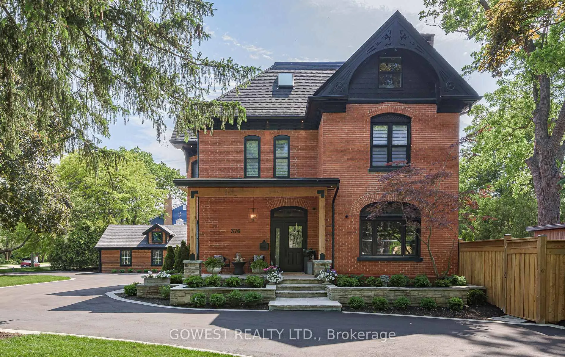 Front of 376 Chartwell Road