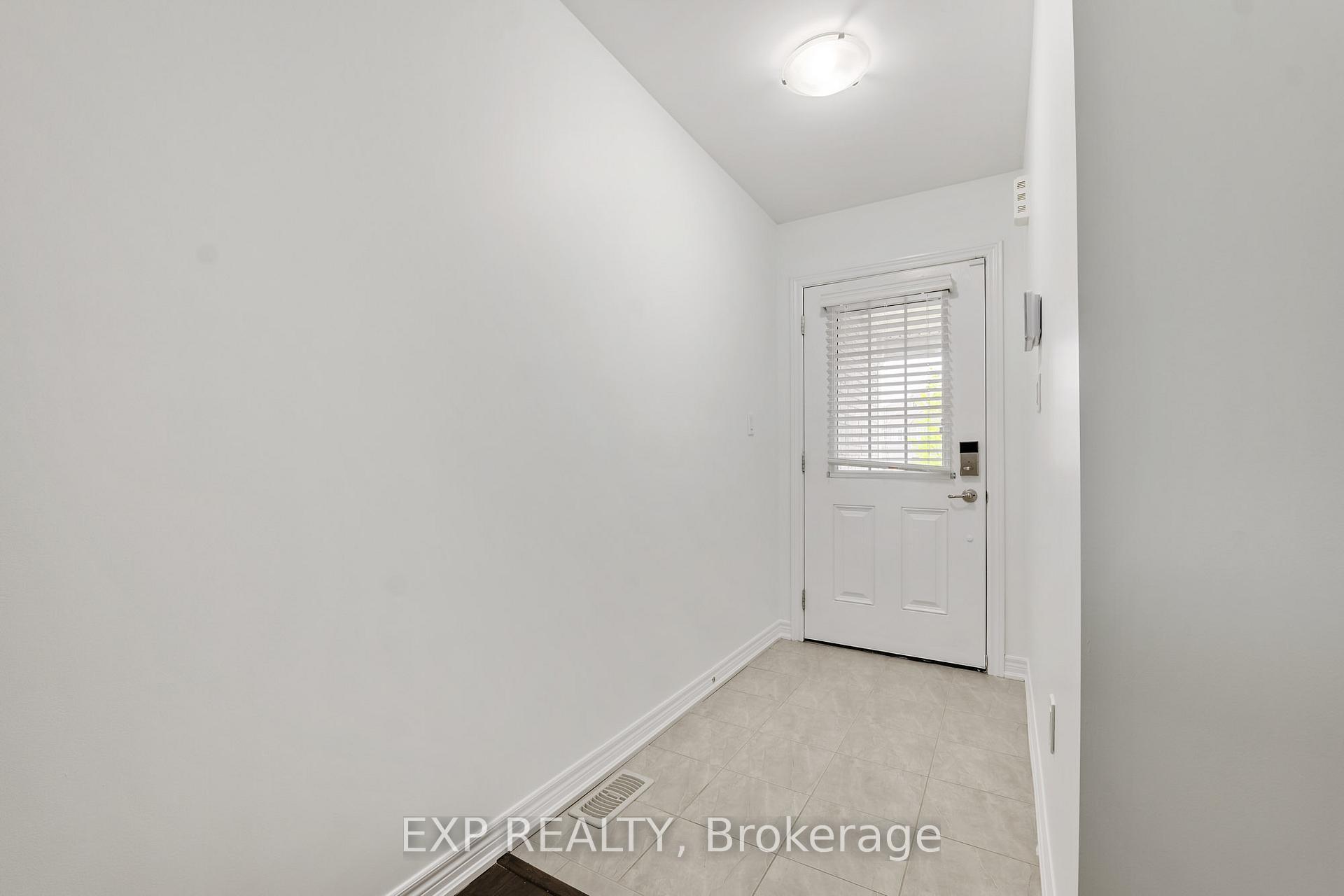 Photo 4 of 8041 Cole Court, Niagara Falls, Oldfield — HOMEH
