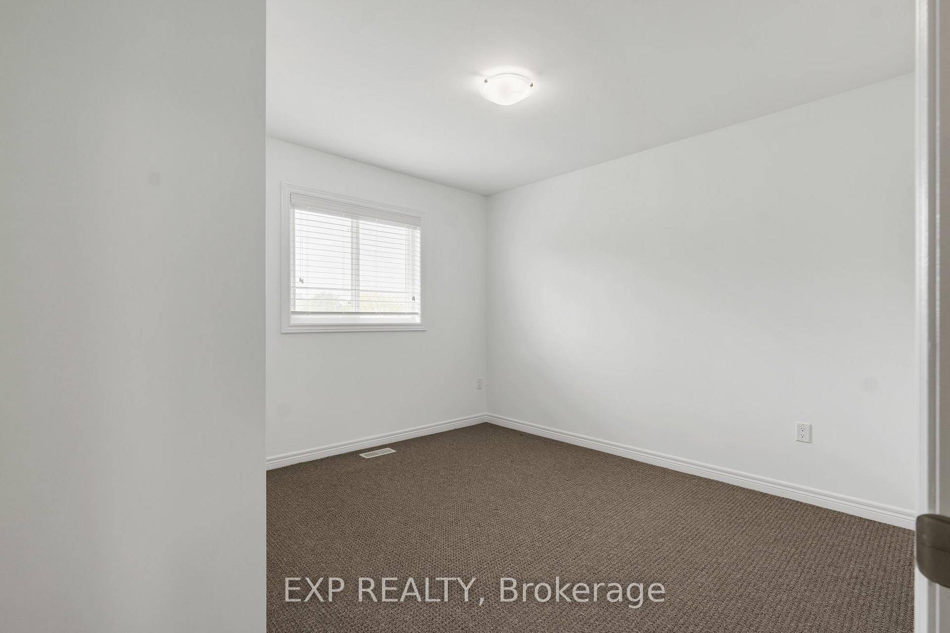 Photo 20 of 8041 Cole Court, Niagara Falls, Oldfield — HOMEH