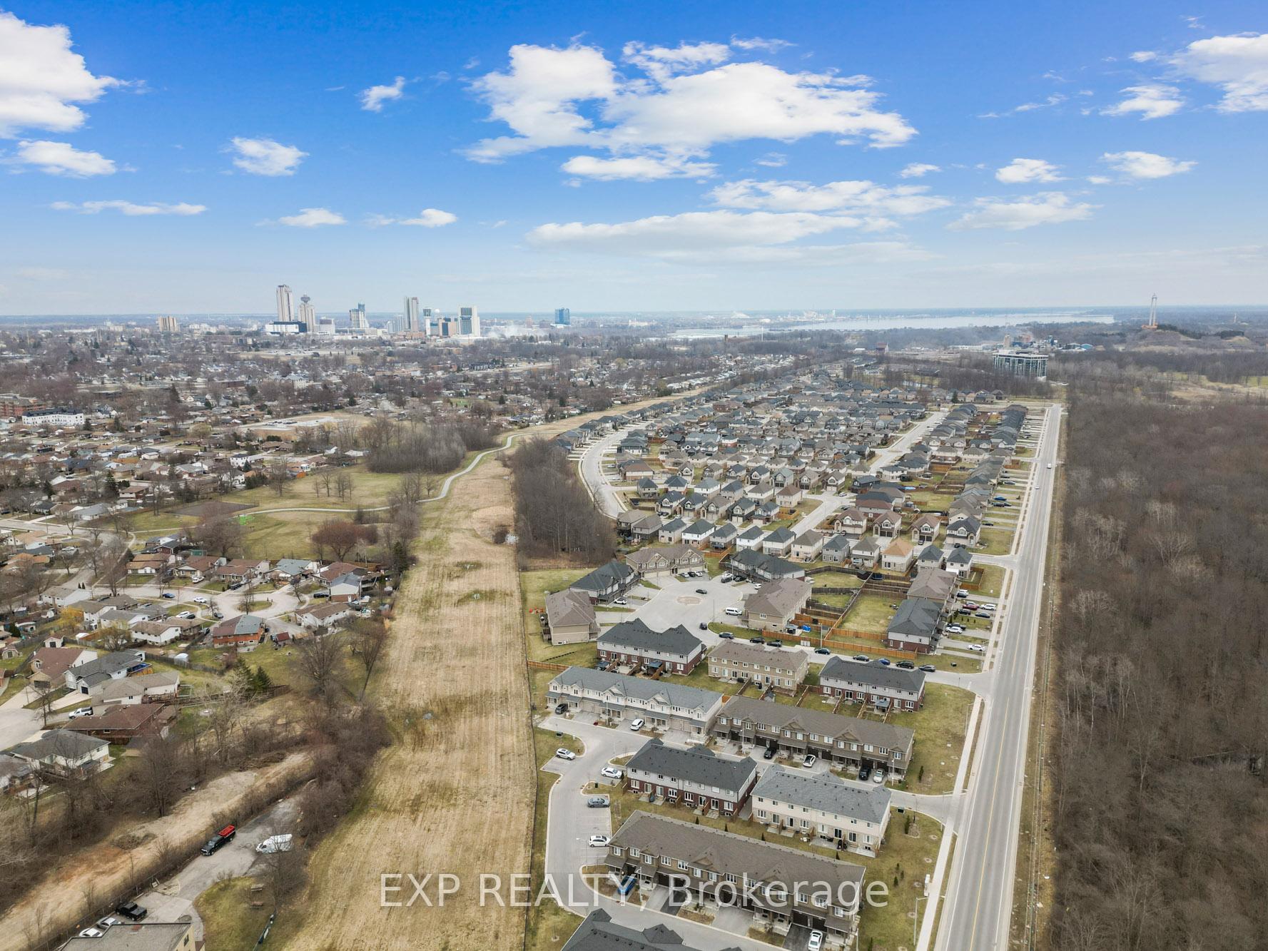 Photo 41 of 8041 Cole Court, Niagara Falls, Oldfield — HOMEH