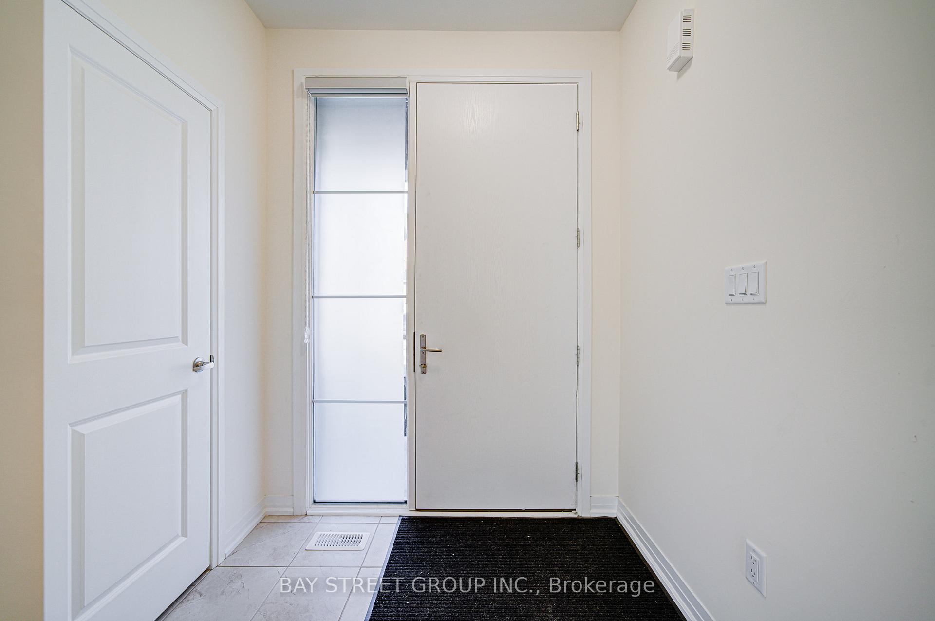 Photo 2 of 1091 Pisces Trail, Pickering, Rural Pickering — HOMEH