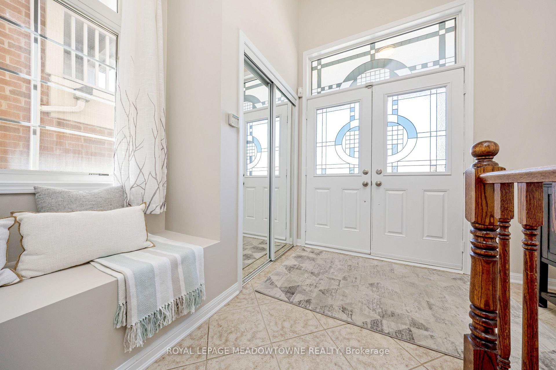 Photo 5 of 344 McDougall Crossing, Milton, Harrison — HOMEH