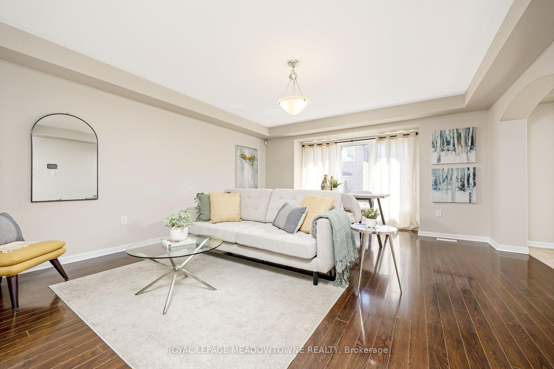 Photo 9 of 344 McDougall Crossing, Milton, Harrison — HOMEH