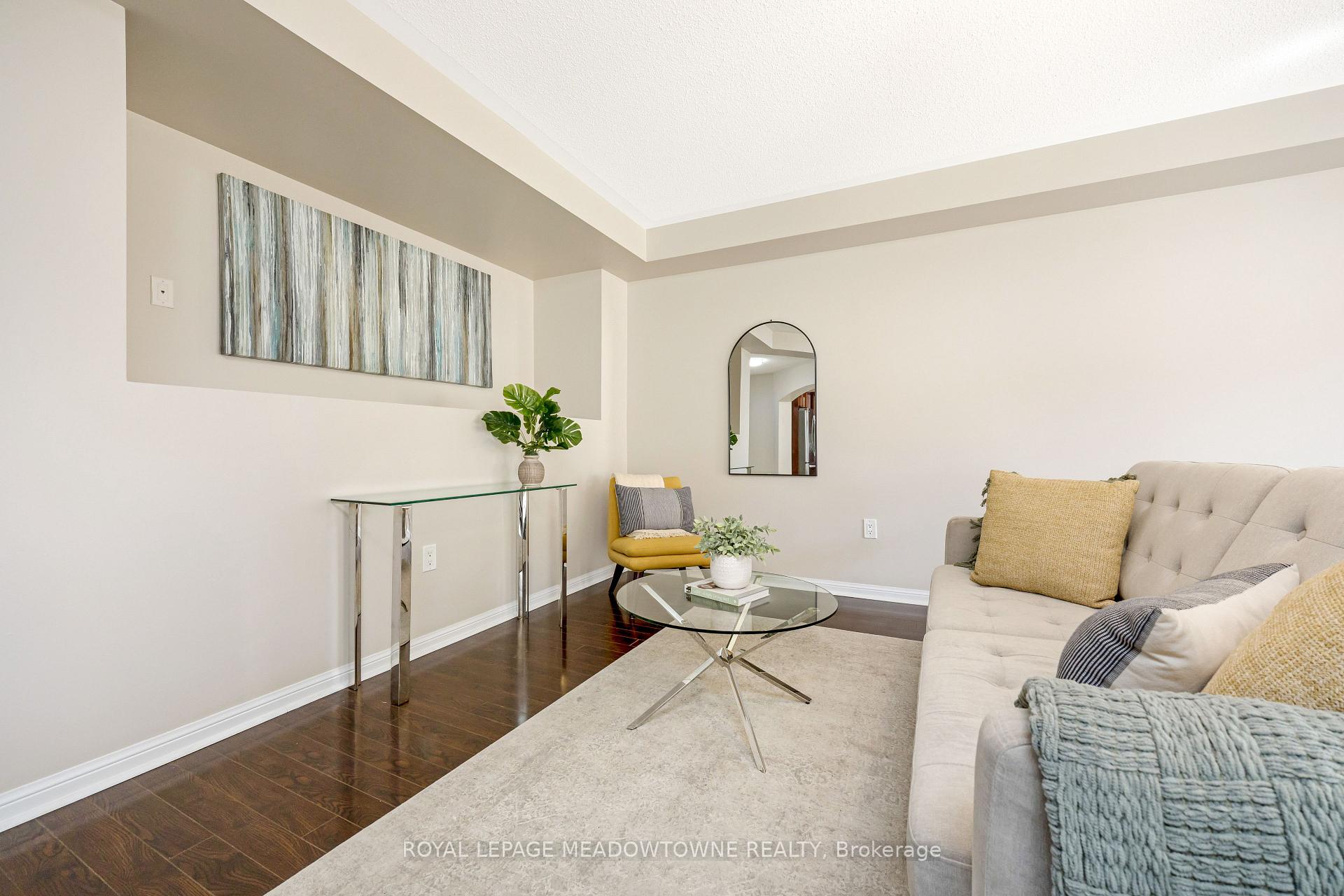 Photo 10 of 344 McDougall Crossing, Milton, Harrison — HOMEH