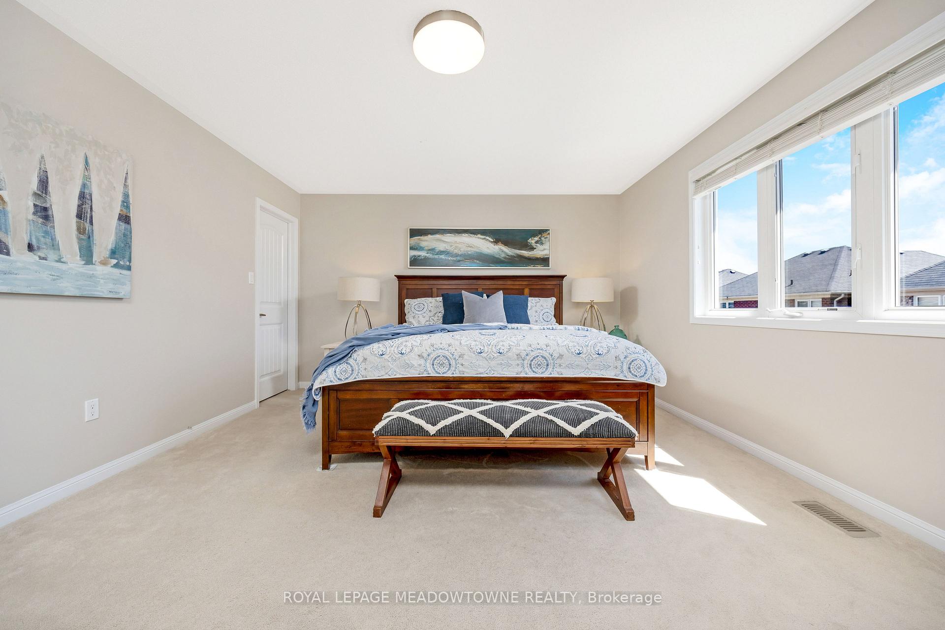 Photo 28 of 344 McDougall Crossing, Milton, Harrison — HOMEH