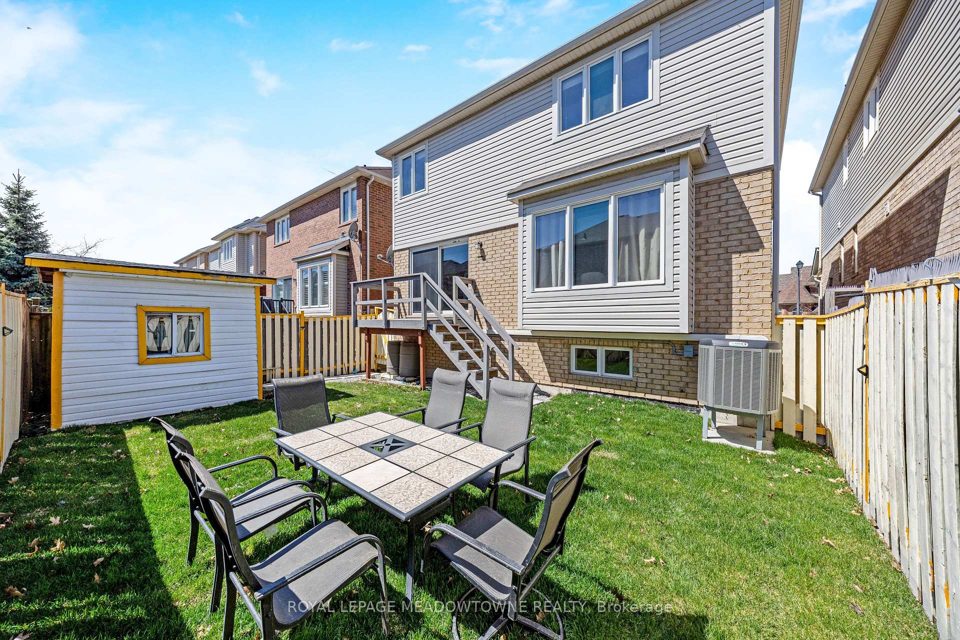 Photo 43 of 344 McDougall Crossing, Milton, Harrison — HOMEH