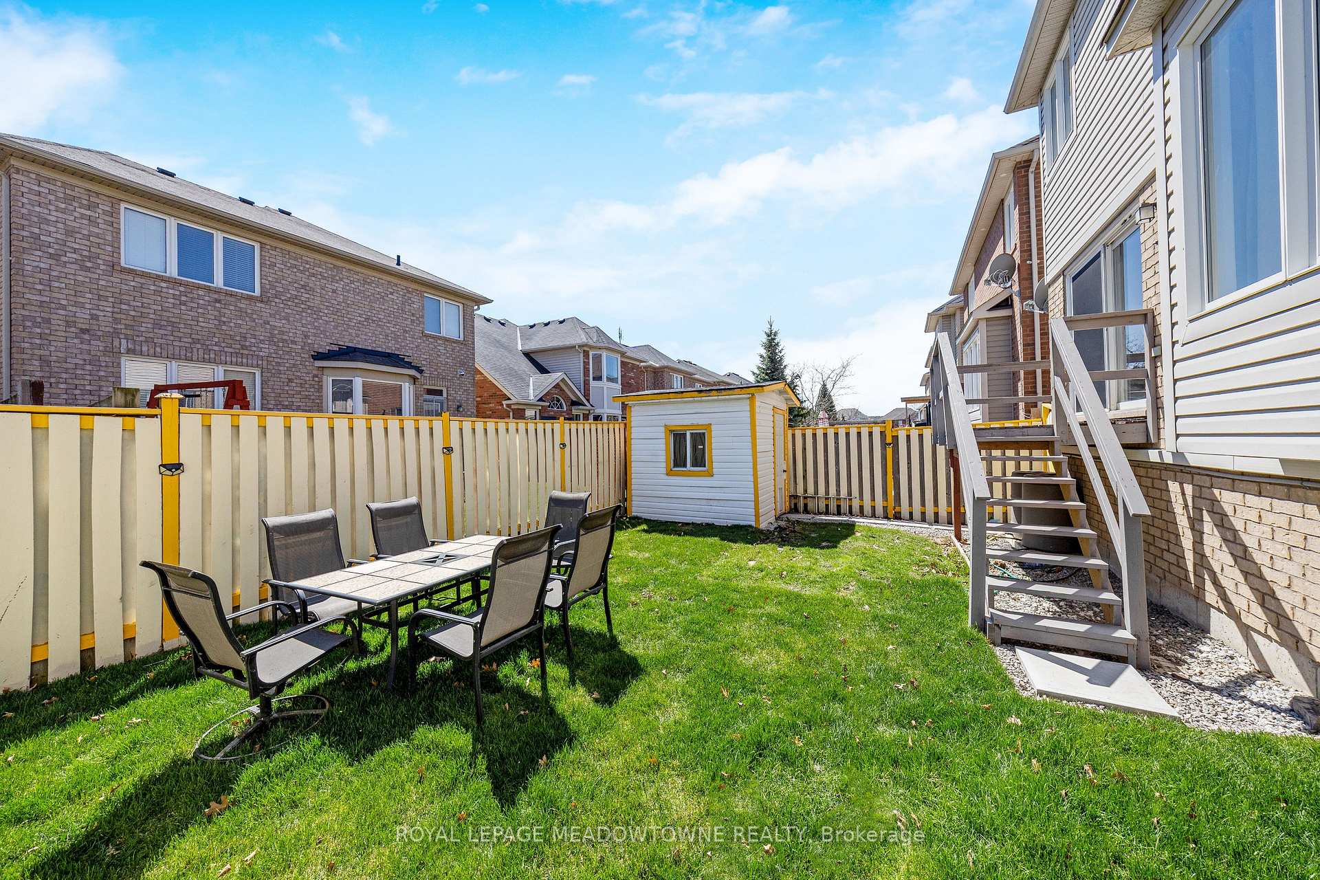 Photo 44 of 344 McDougall Crossing, Milton, Harrison — HOMEH