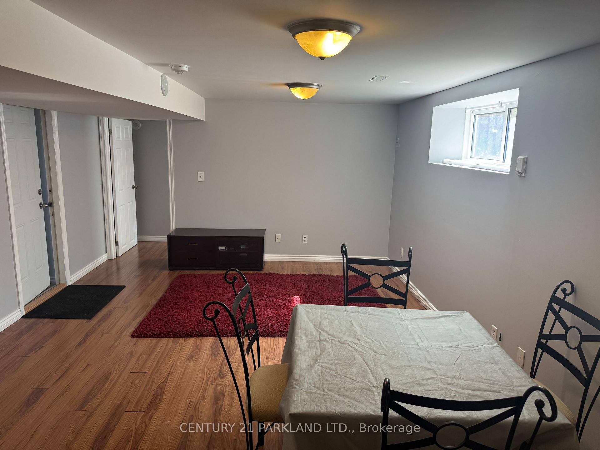 Photo 3 of 406 Dianne Drive, Oshawa, Donevan — HOMEH