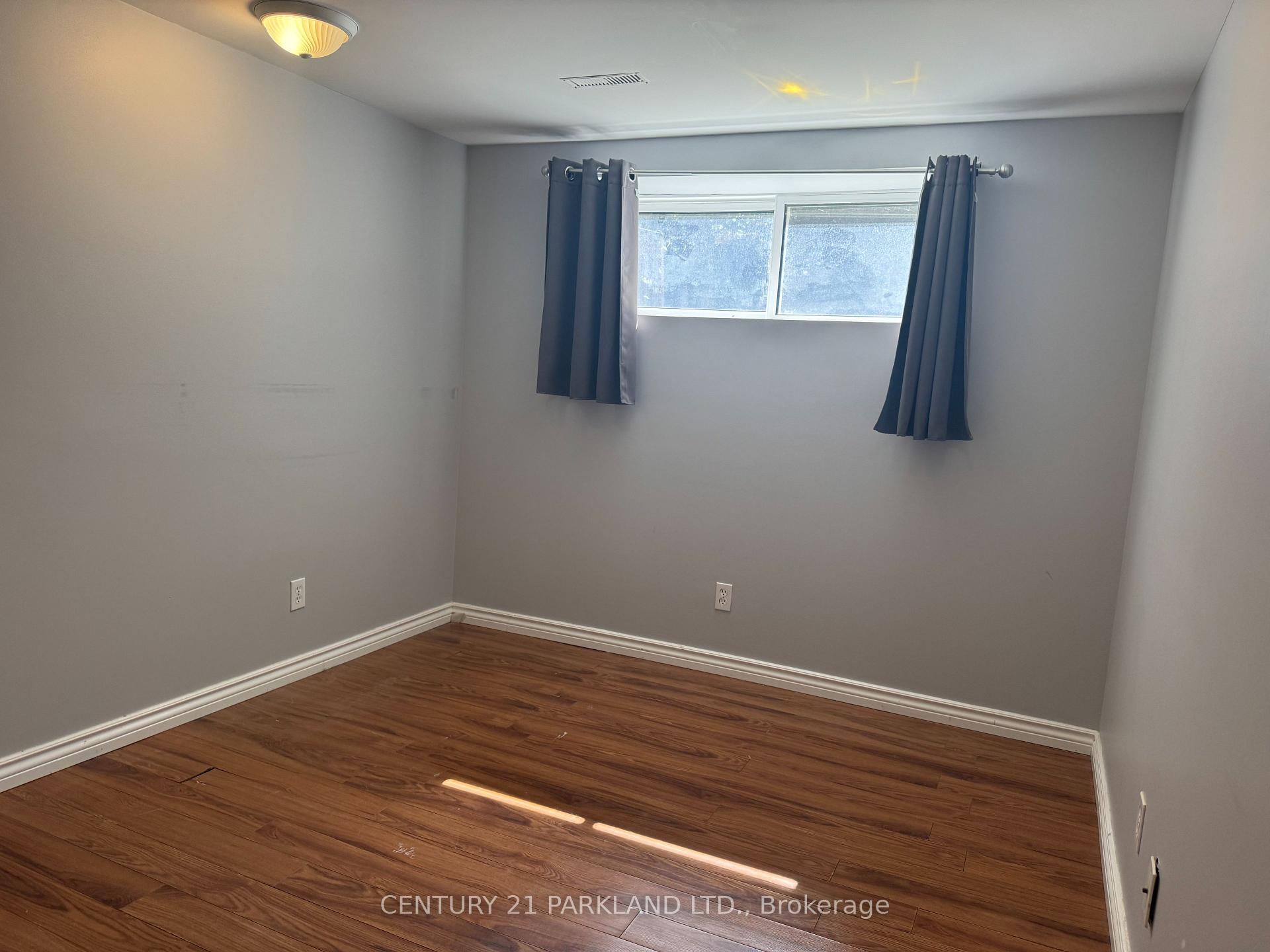 Photo 15 of 406 Dianne Drive, Oshawa, Donevan — HOMEH