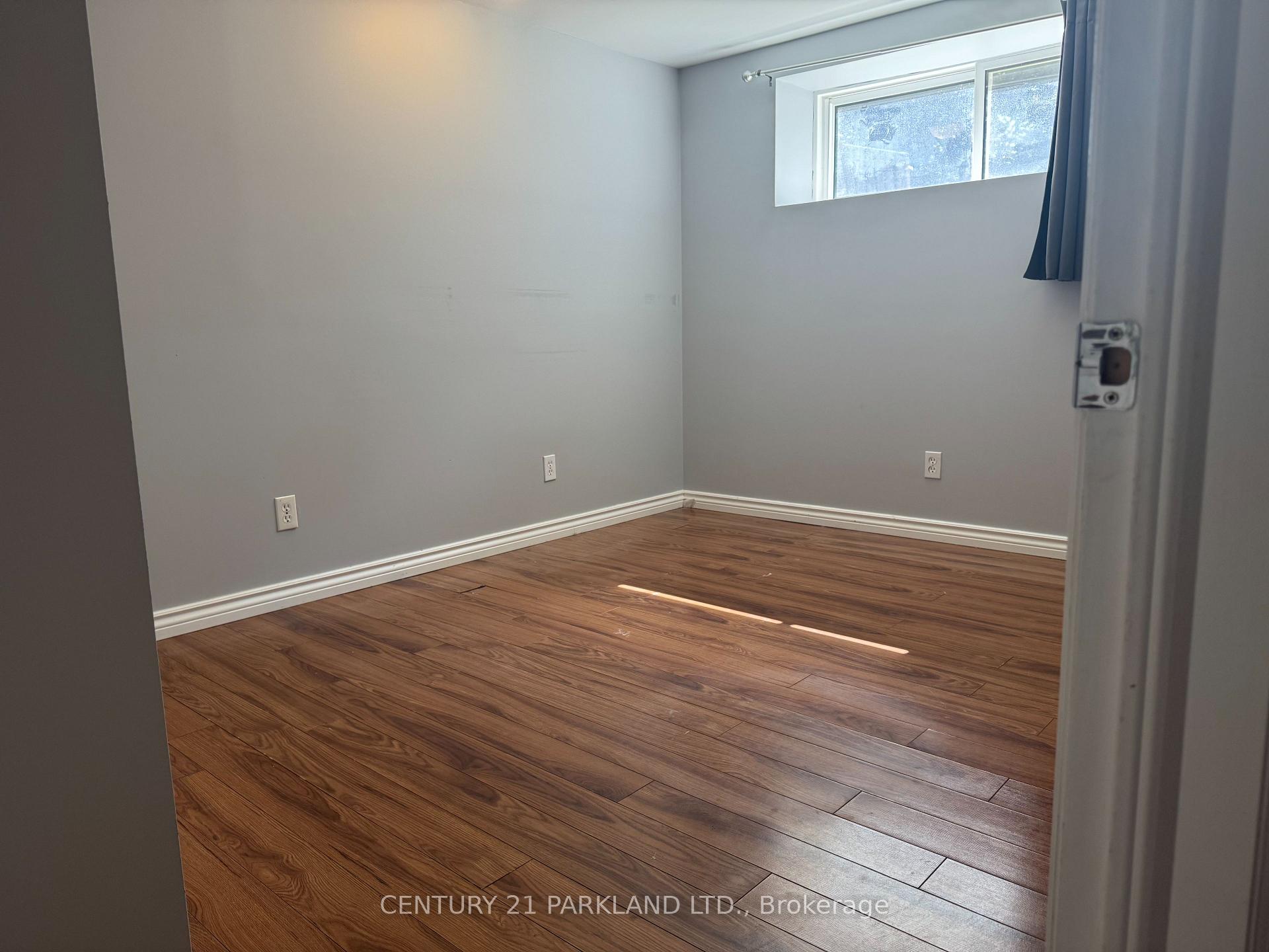 Photo 16 of 406 Dianne Drive, Oshawa, Donevan — HOMEH