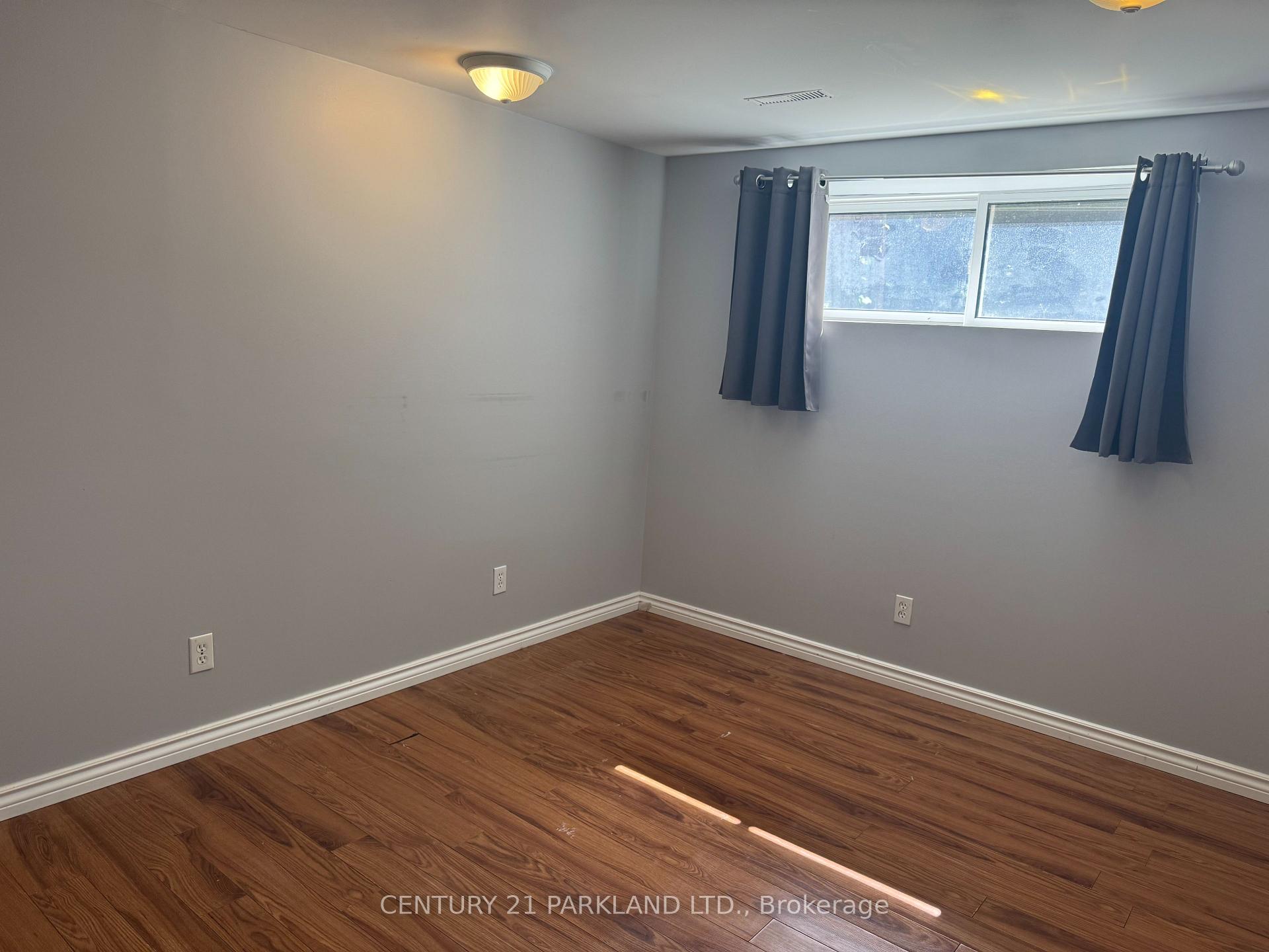 Photo 17 of 406 Dianne Drive, Oshawa, Donevan — HOMEH