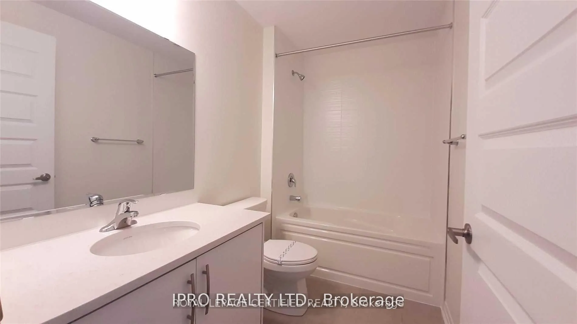 Photo 8 of Unit 618, 1105 Leger Way, Milton, Ford — HOMEH