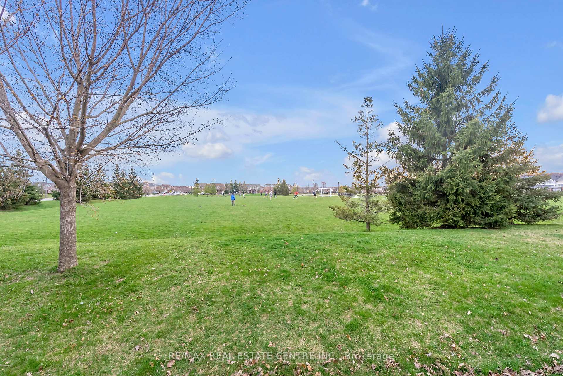Photo 50 of 808 Mckay Crescent, Milton, Beaty — HOMEH