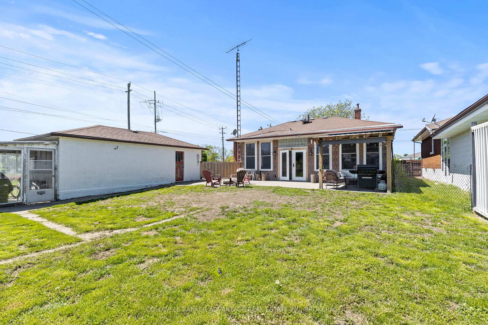 Photo 19 of 407 Steele Street, Port Colborne, Sugarloaf — HOMEH