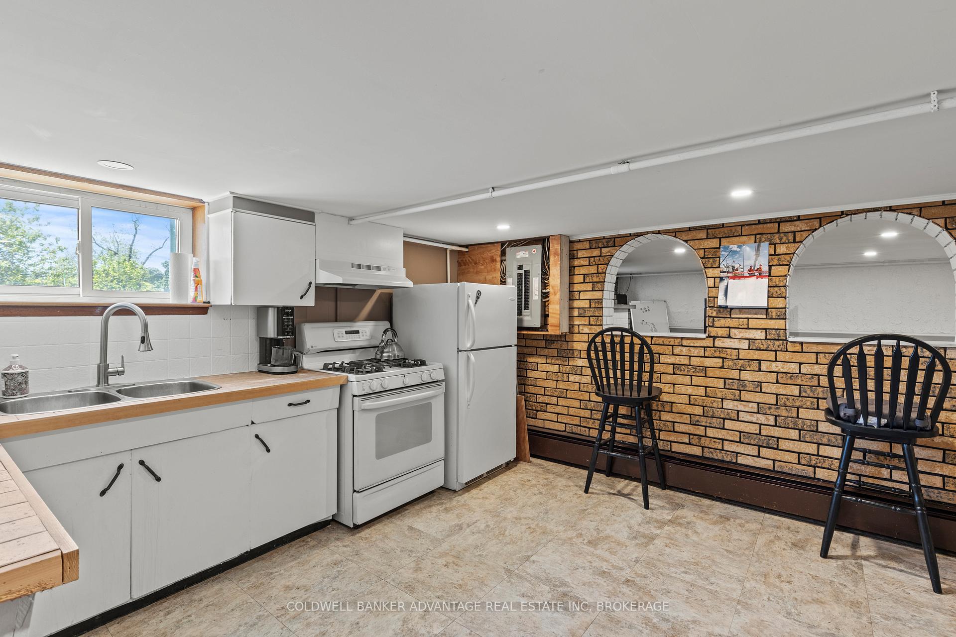 Photo 27 of 407 Steele Street, Port Colborne, Sugarloaf — HOMEH