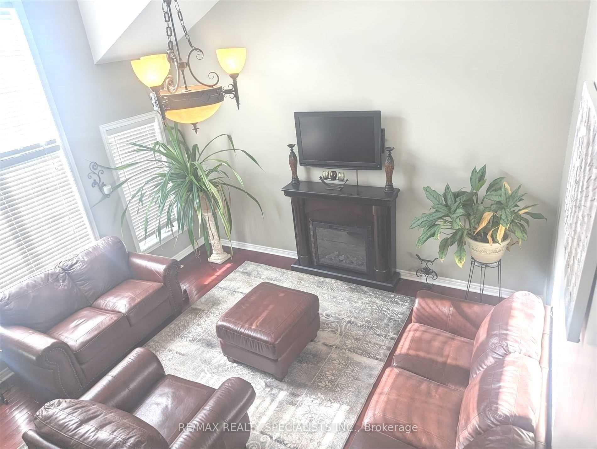 Photo 10 of Unit Upper, 397 Sproat Street, Milton, Clarke — HOMEH