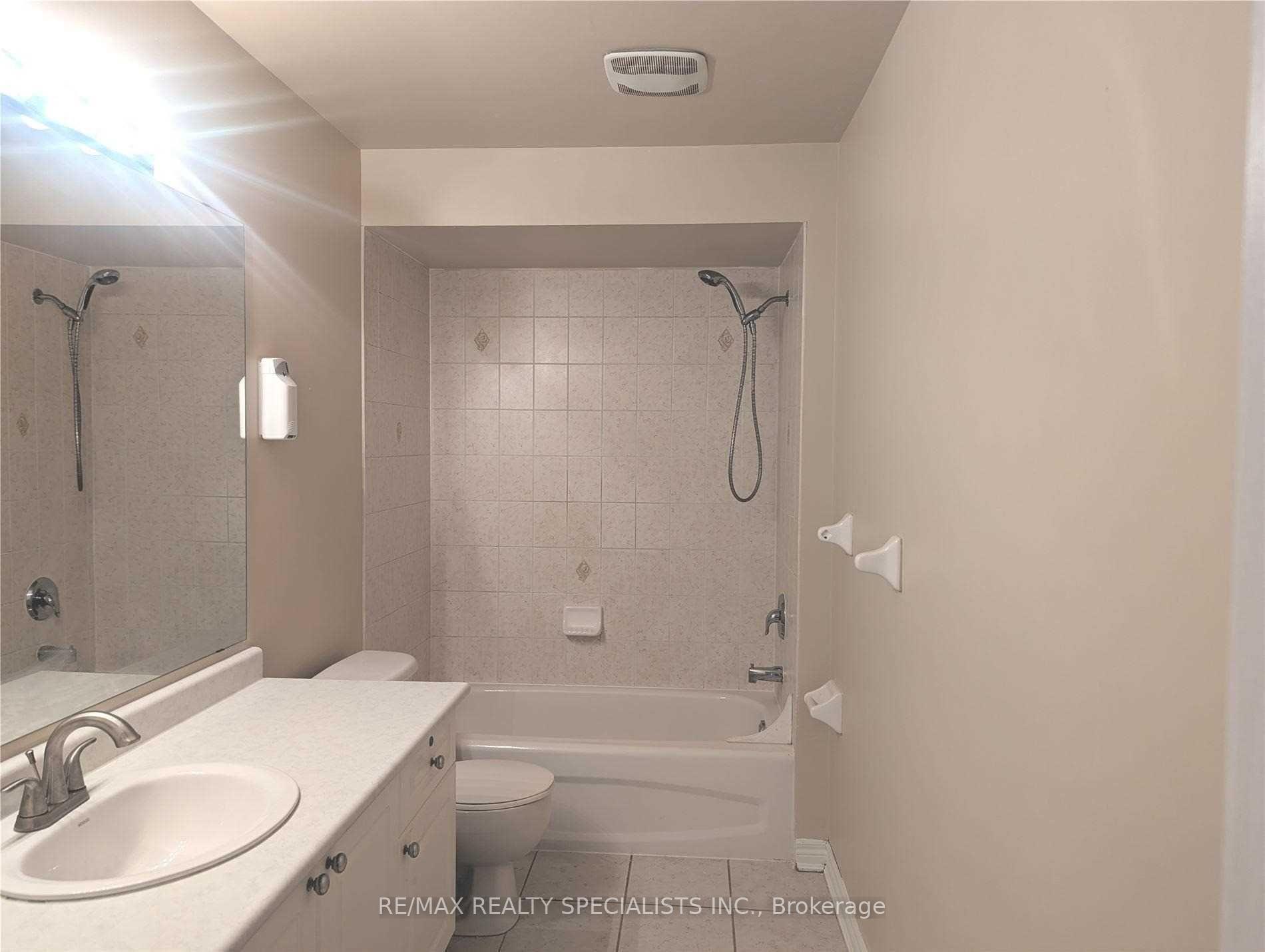 Photo 21 of Unit Upper, 397 Sproat Street, Milton, Clarke — HOMEH