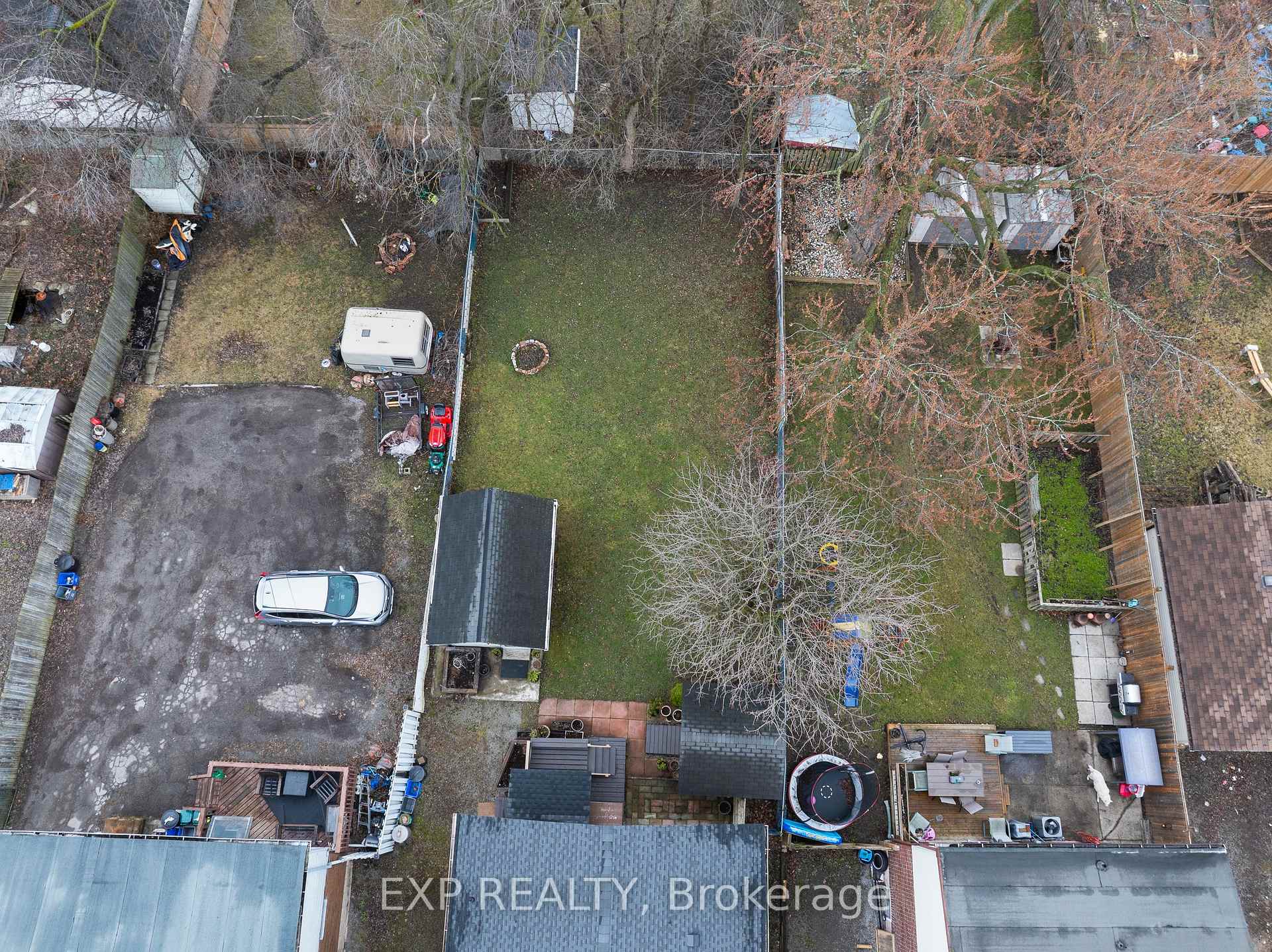 Photo 4 of 4747 Third Avenue, Niagara Falls, Cherrywood — HOMEH