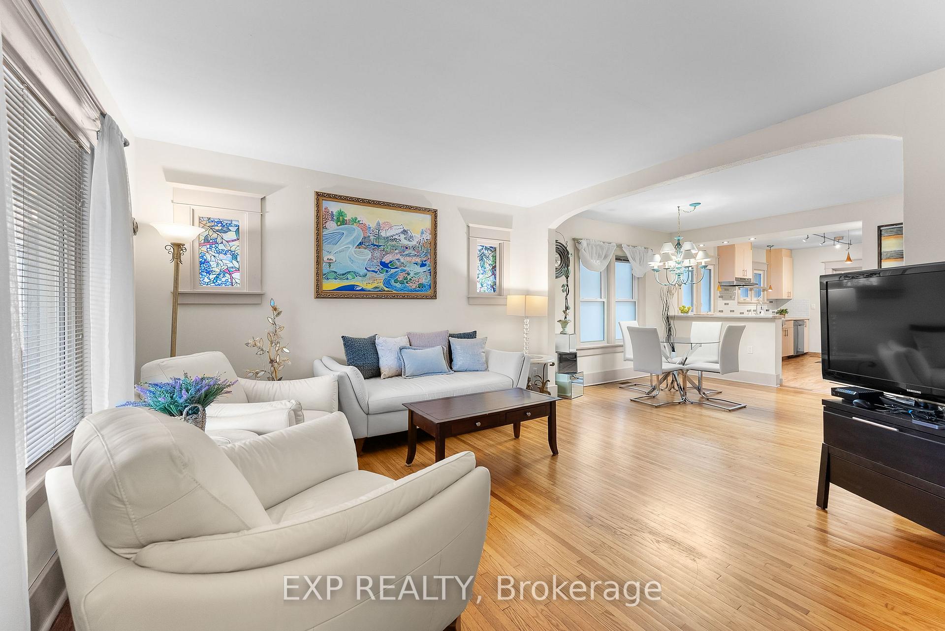 Photo 5 of 4747 Third Avenue, Niagara Falls, Cherrywood — HOMEH