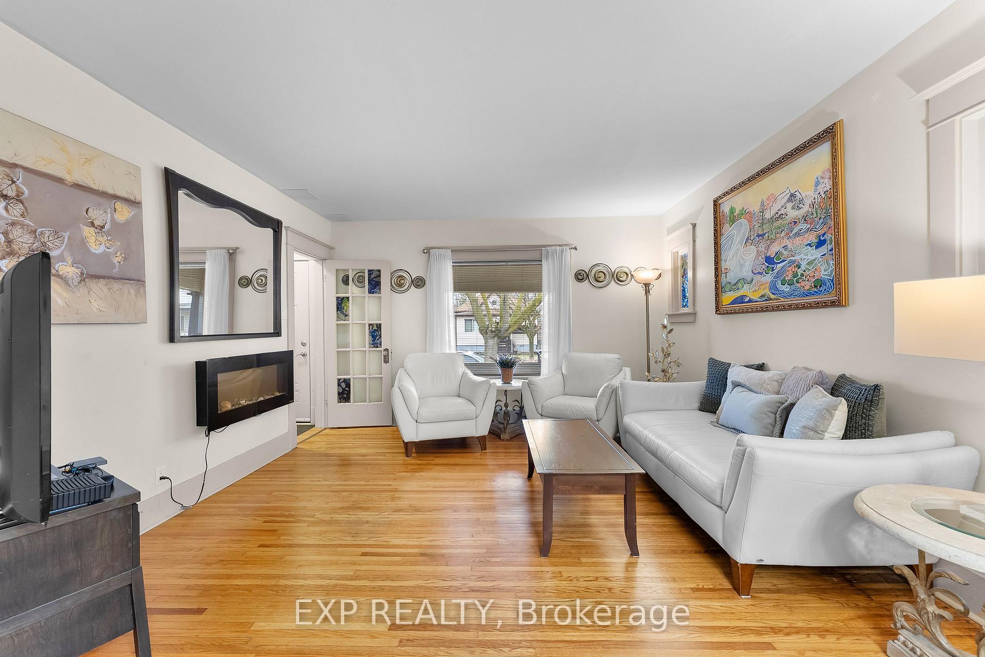 Photo 7 of 4747 Third Avenue, Niagara Falls, Cherrywood — HOMEH