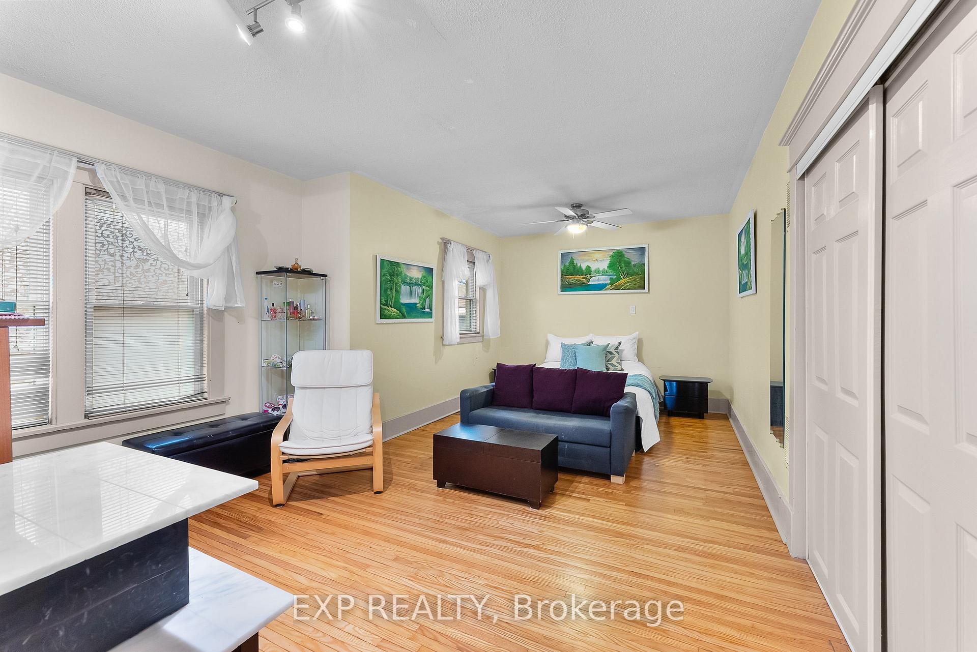 Photo 15 of 4747 Third Avenue, Niagara Falls, Cherrywood — HOMEH